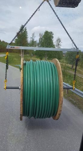 Kabelåk for kabeltromler opp til 4 tonn.